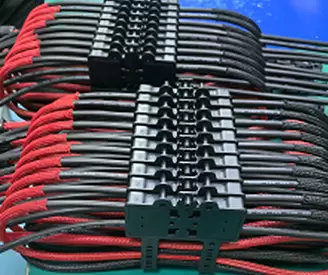 غلاف مجدول قابل للتوسيع من PET يستخدم لتسخير الأسلاك لموصل الطاقة متعدد الأطراف
